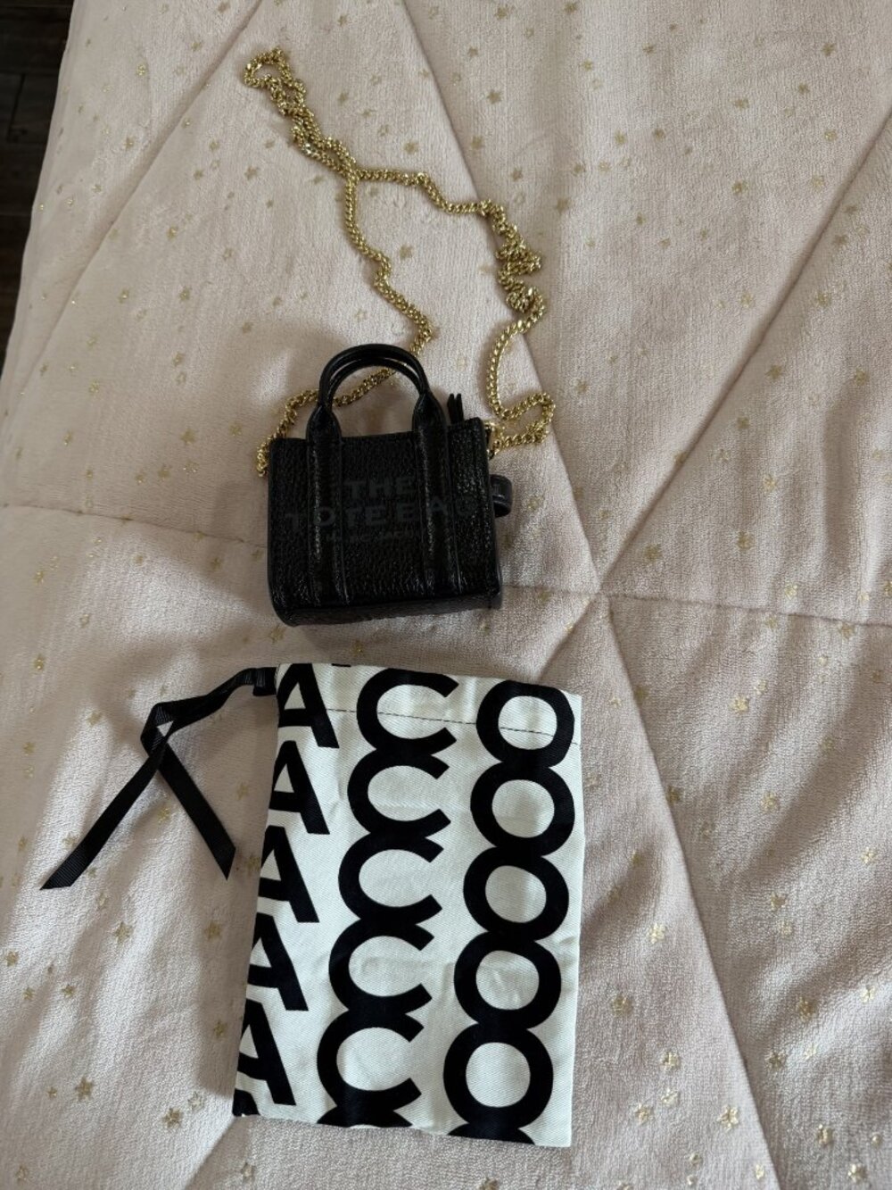 Marc Jacobs Women's Micro Black The Tote Bag on Chain